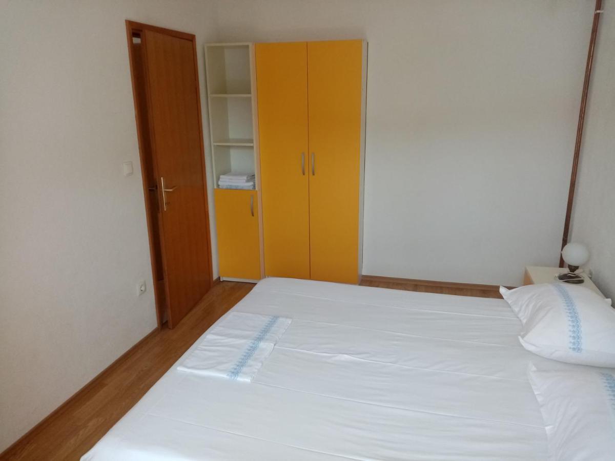 Apartments Iva Baška Voda Esterno foto